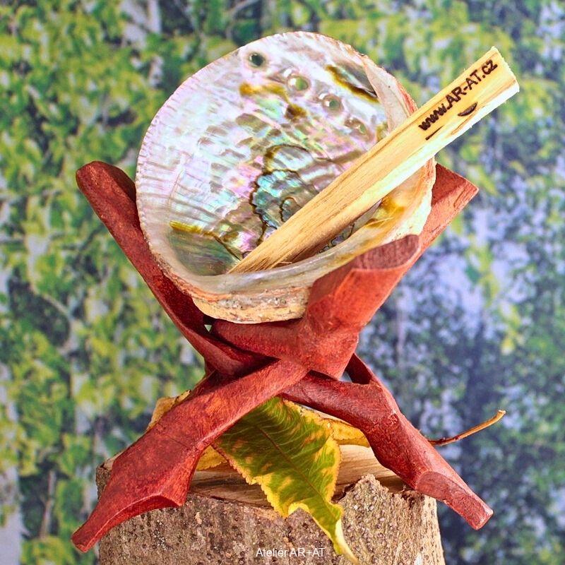 Mušle abalone na stojánku – vykuřovací miska