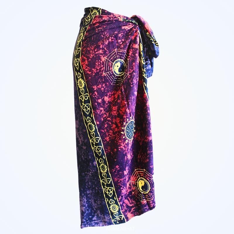 Batikovaný sarong se symboly jin-jang