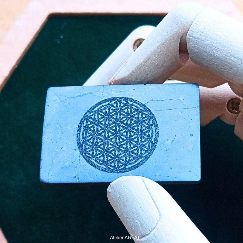 Šungitová destička na mobil 