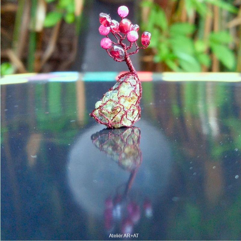 Rudý Olivín - vášnivý Stromeček Štěstí