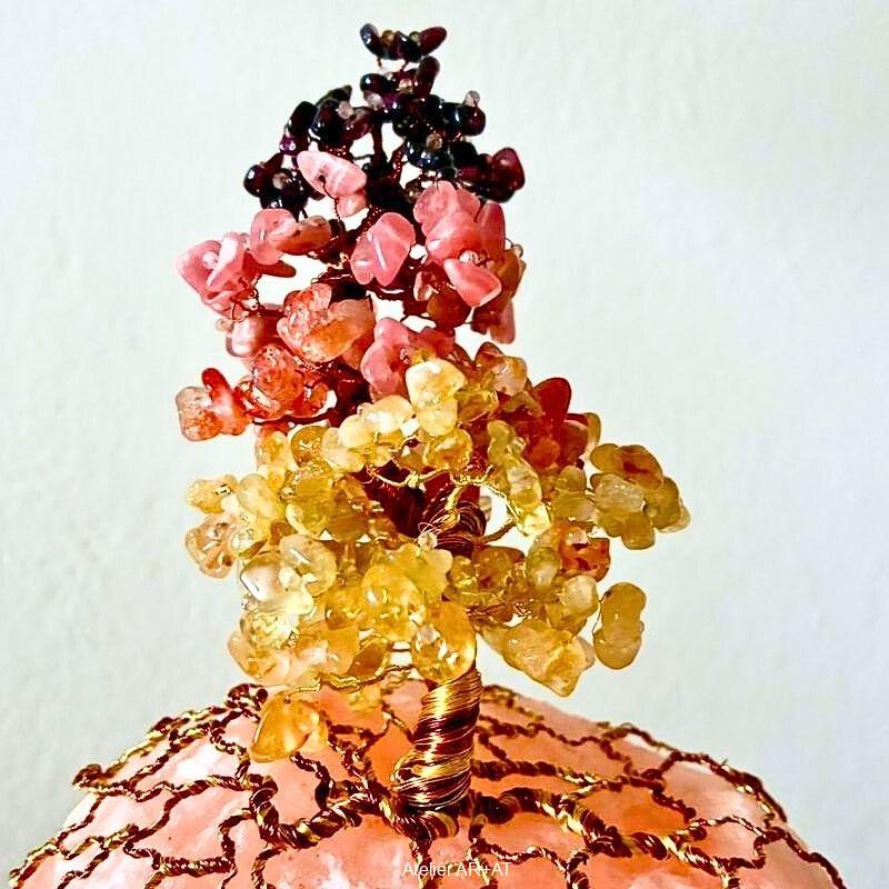 Svítání v Rozkvětu – tantrický Strom Života na solné lampě