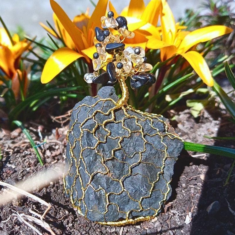 Zlatý Šungit - ochranný Strom Života