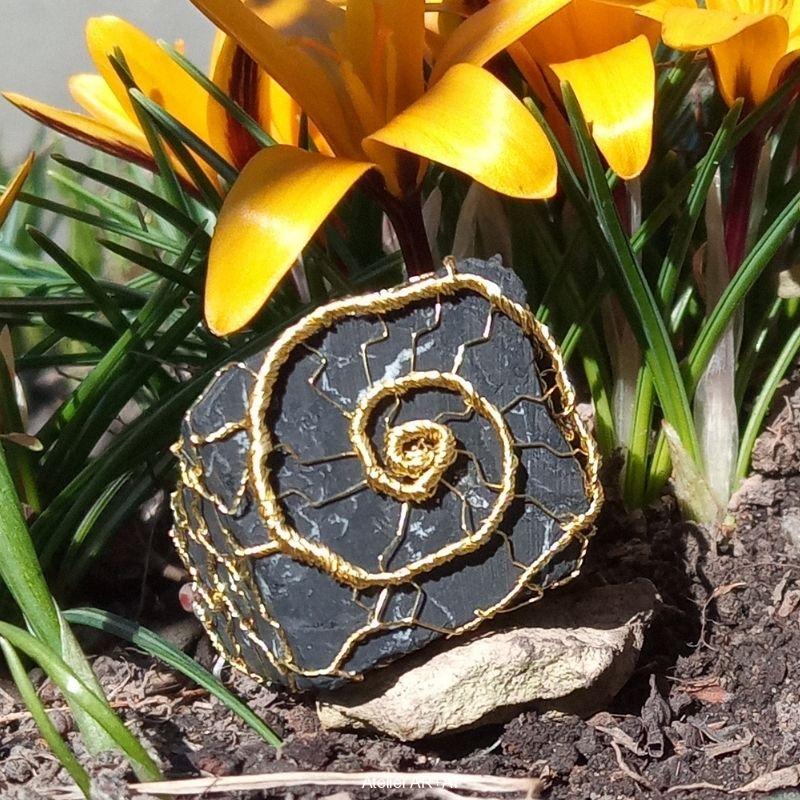 Zlatý Šungit - ochranný Strom Života