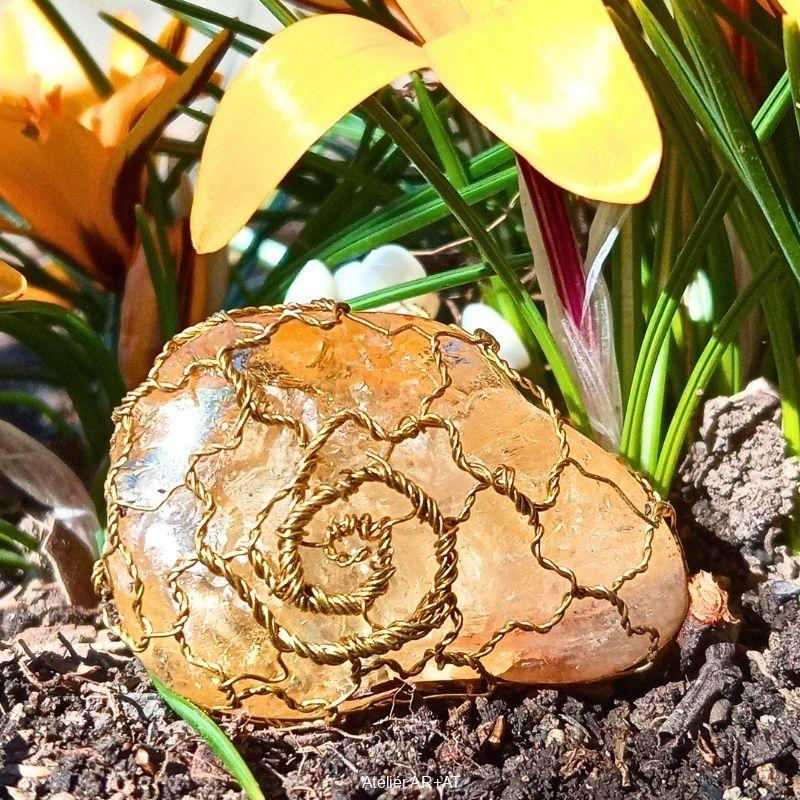 Kvetoucí Perleť - ohnivý Strom Života