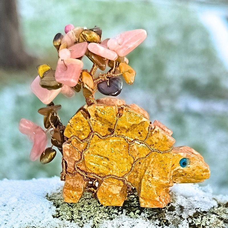 Něžný Stegosaur – osobní pečující talisman