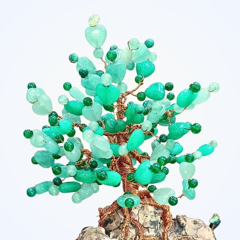 Koruna Stromu Života jménem Srdce Lesa se zelenými srdčitými listy