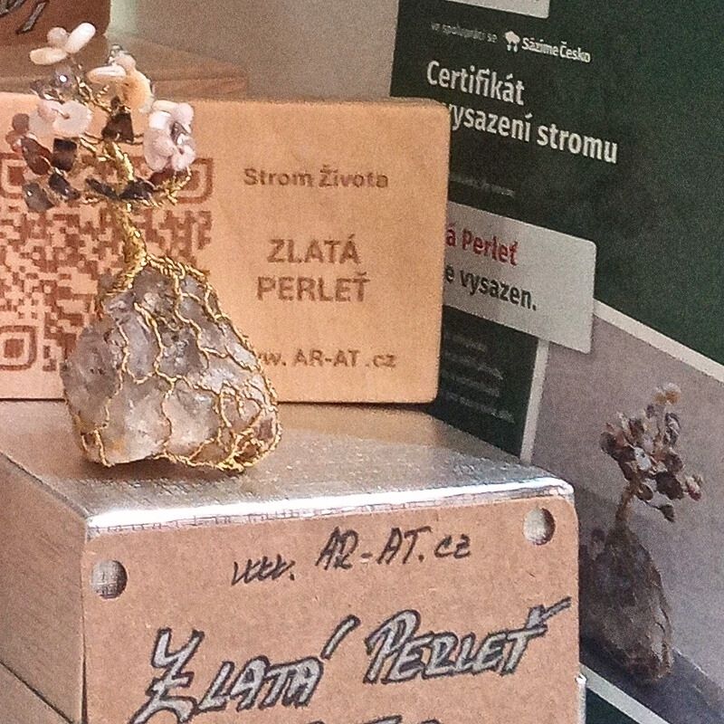 Ručně drátovaný Strom Života Zlatá Perleť v ateliéru drátovaného šperku Monsterance